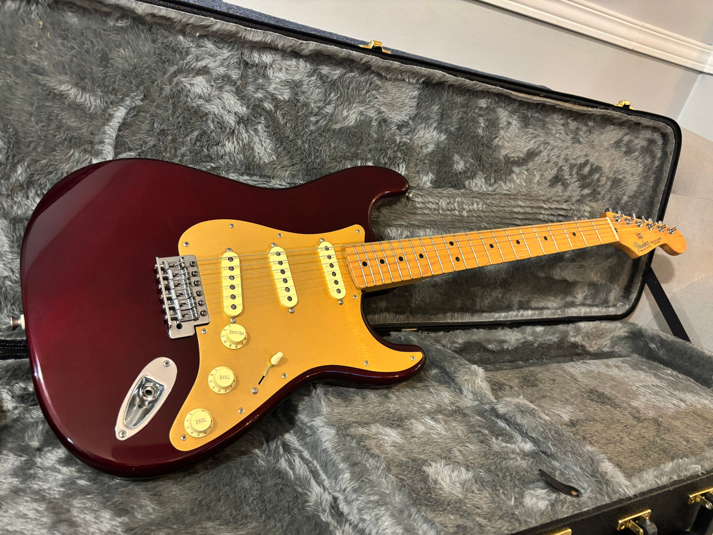 Fender MIM Standard Stratocaster - Kestner Modified